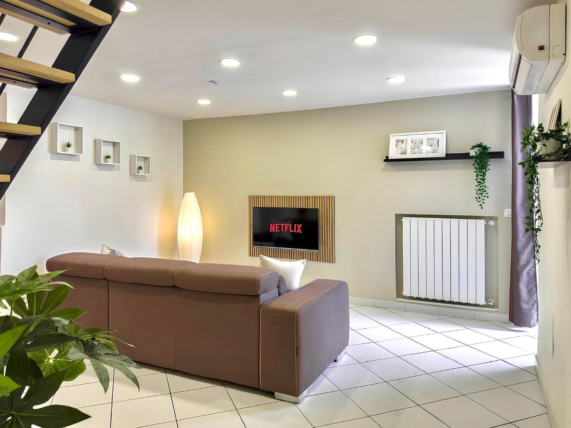 Katasoul Home Vacation Катанія Екстер'єр фото